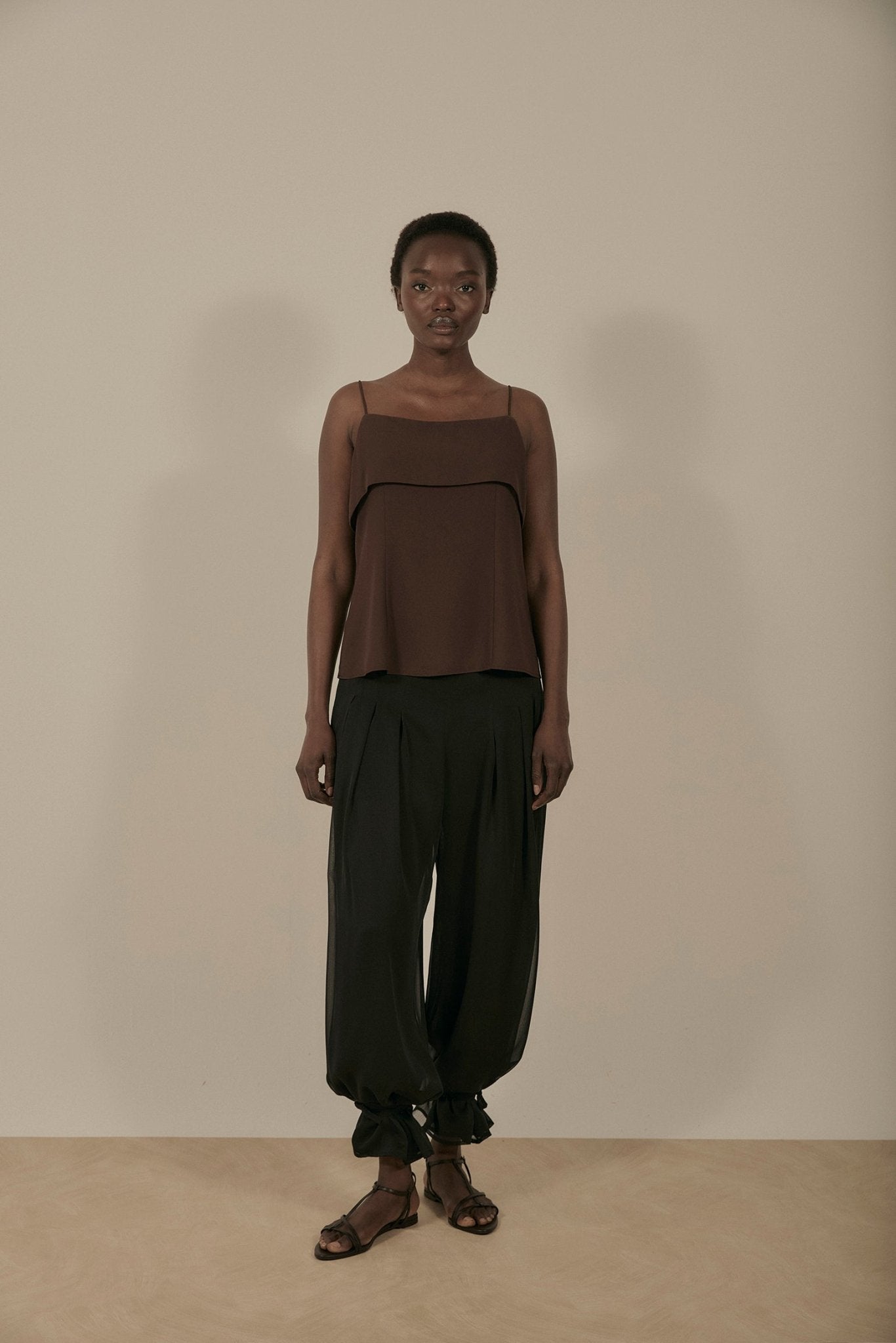 Pantalón SABINE Negro Magnético - BIMANI
