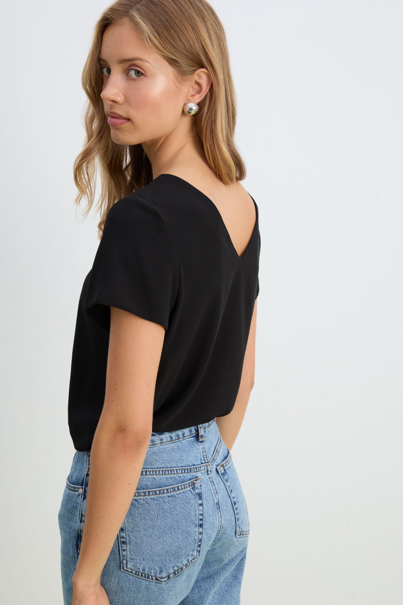 Blusa CALA Black - BIMANI