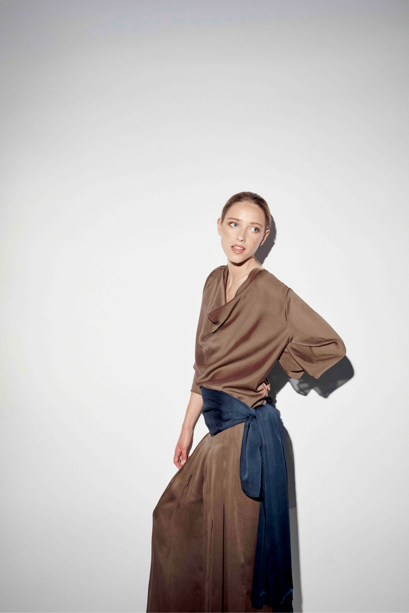 Blusa HELIANE Bronce - BIMANI