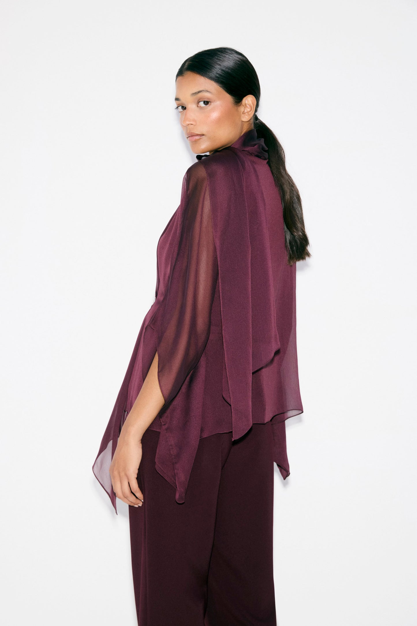 SOLÈNE Eggplant Blouse