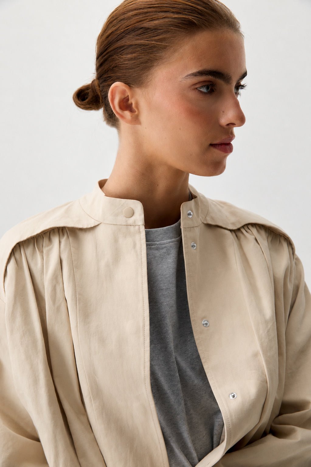Chaqueta ORSAY Beige - BIMANI