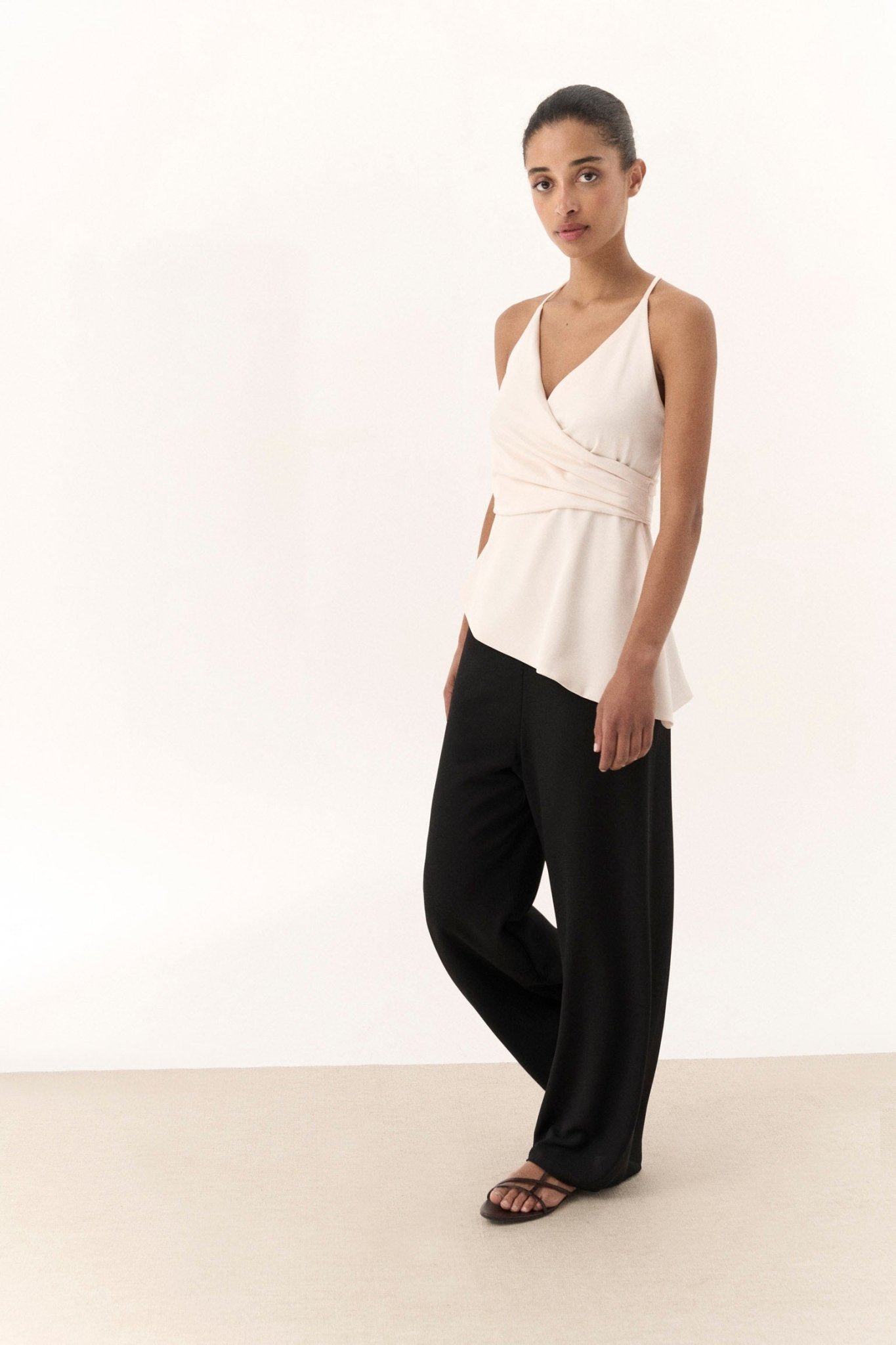 Pantalón LEVANTE Negro Magnético - BIMANI
