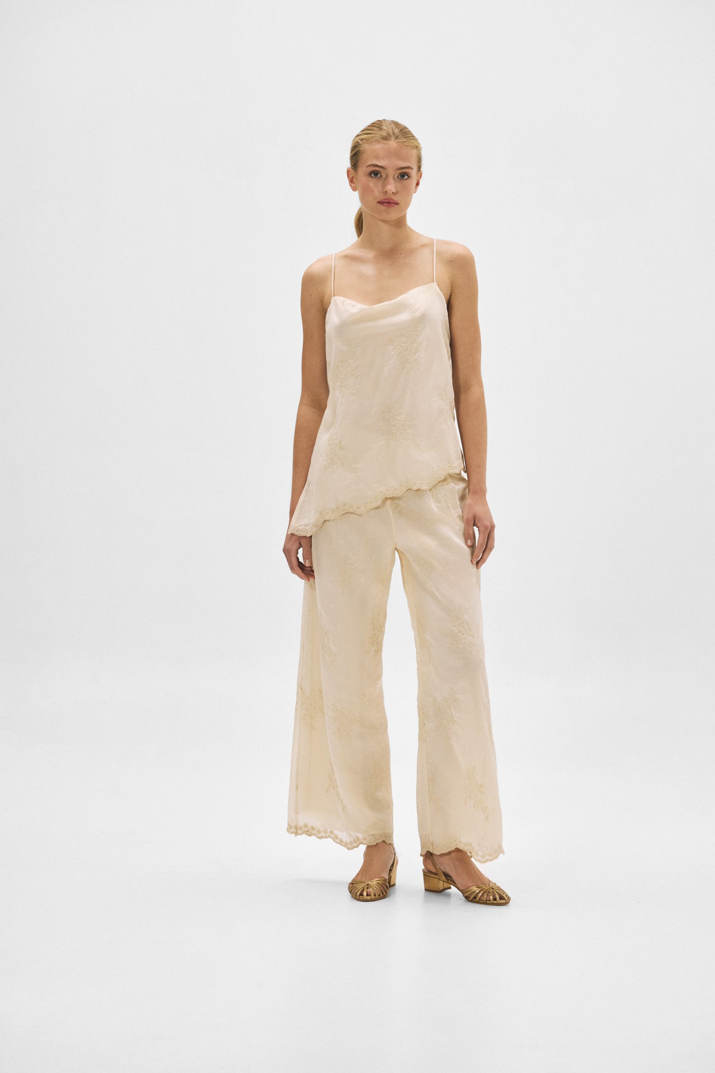 Top AMADINE Crema - BIMANI
